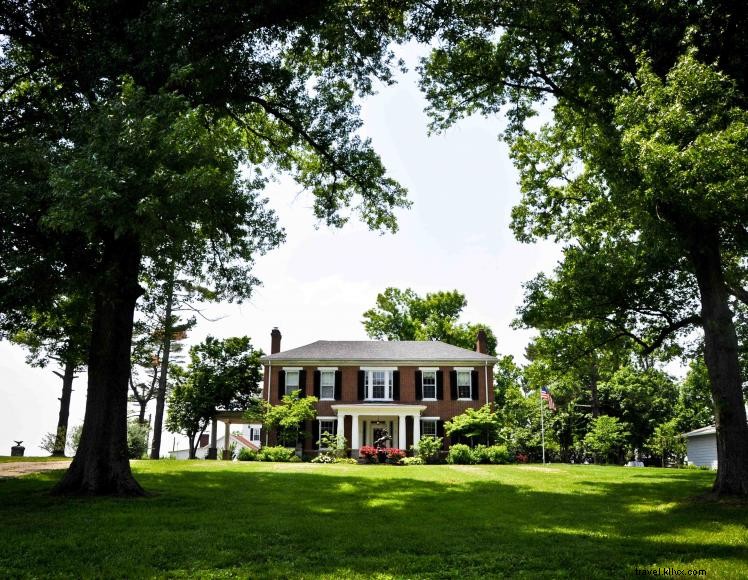 The Ashley Inn Bed & Breakfast – Historic Georgian Home on a Horse Farm in Lancaster, KY