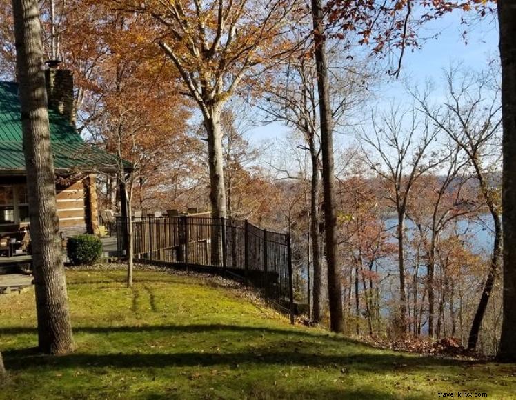 Toebbe Timbers Log Cabin – 5‑Bedroom Kentucky Retreat Near Lake Cumberland
