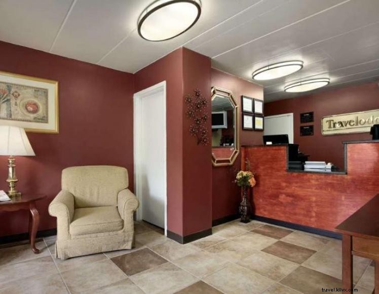 Travelodge Florence – Modern Comfort & Prime Location Near Cincinnati