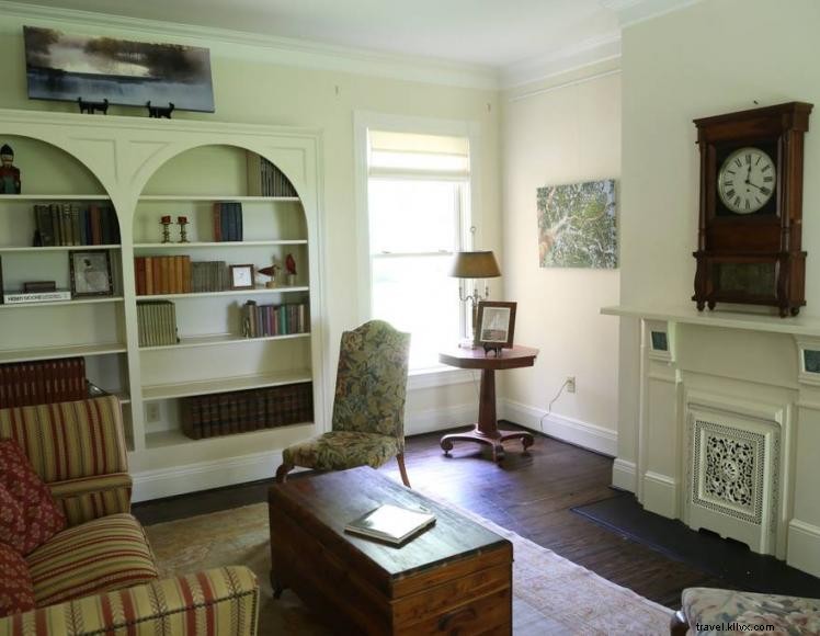 The Peach House – A Charming Vineyard Retreat in Winchester, KY