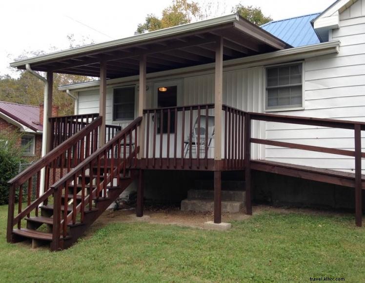 The Blue Roof Cottage – A Private Mountain Getaway in Downtown Whitesburg, KY