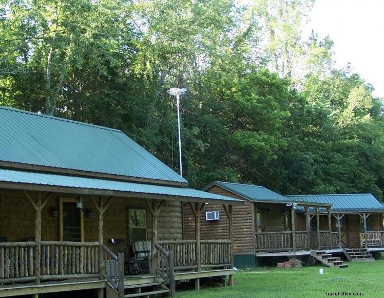 The Cabins at Serenity Hills Farm – Rustic Retreat on 80 Acres