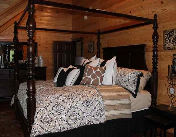 The Lodge at Emerald Waters – A Secluded Retreat in Mayfield, KY