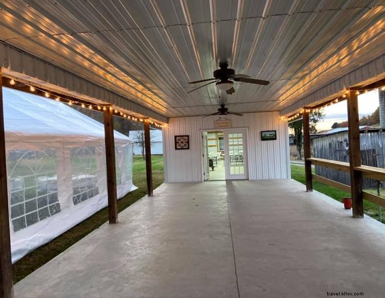 The Farm at Long Branch – Country Lodging & Private Wedding Venue in Tompkinsville, KY