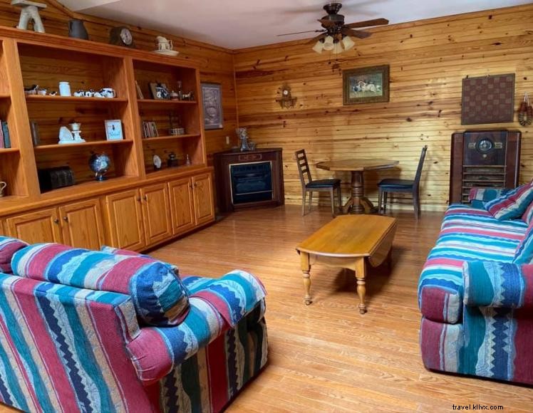 The Farm at Long Branch – Country Lodging & Private Wedding Venue in Tompkinsville, KY