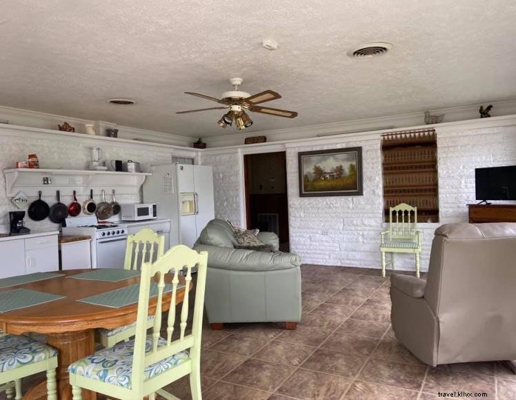 The Farm at Long Branch – Country Lodging & Private Wedding Venue in Tompkinsville, KY