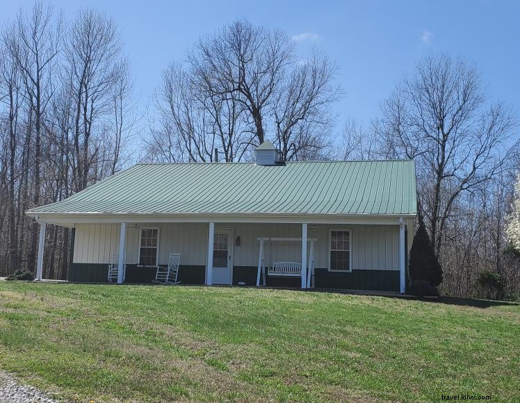 Valley View Lodge – Cozy Cabin in Western Kentucky