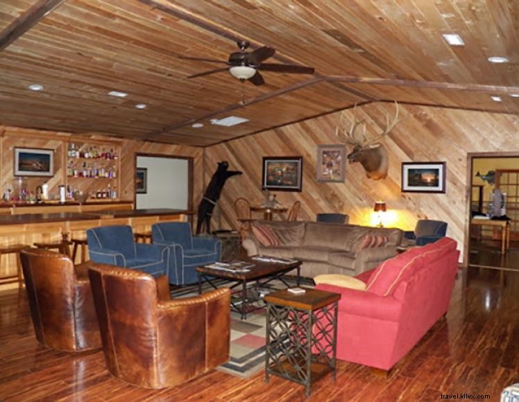 Winghaven Lodge – Premier Upland Hunting Retreat in Providence, KY