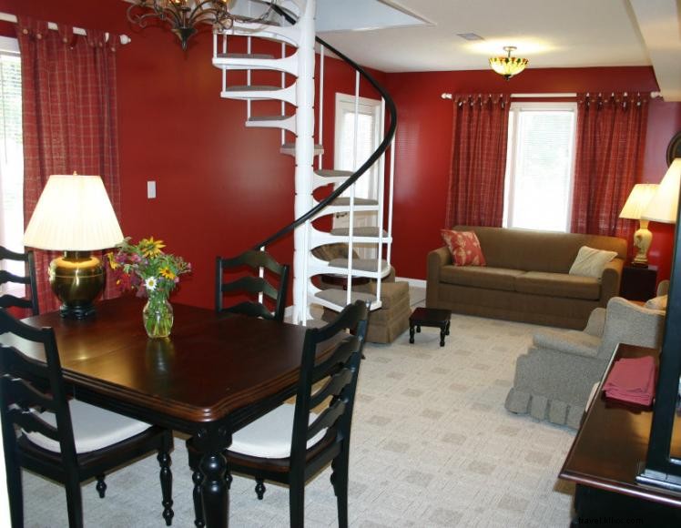 Wren’s Nest Bed & Breakfast – Serene Woodland Retreat in Logan County, KY