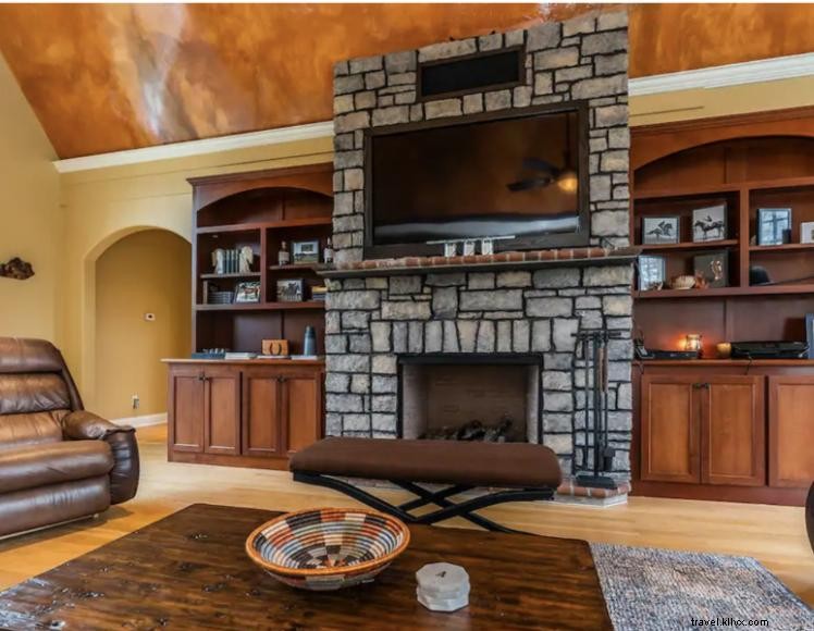 Air Lexington – Luxury 6‑Bed Estate on 20 Acres in Kentucky’s Horse Country