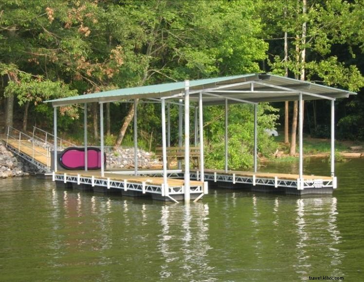 Alvy’s Hideaway: Spacious Lakefront Retreat in Cadiz, KY