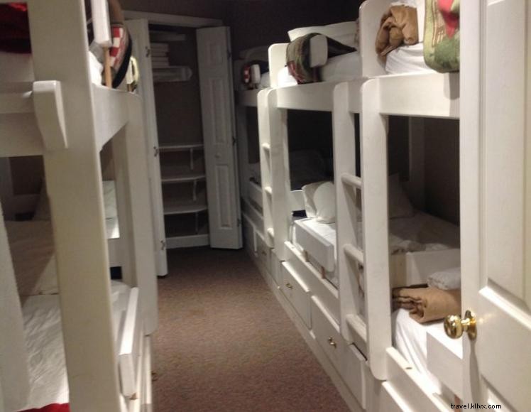 Alvy’s Hideaway: Spacious Lakefront Retreat in Cadiz, KY