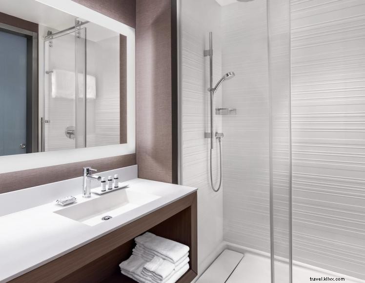 AC Hotel by Marriott Louisville Downtown – Modern Suites, Pet‑Friendly, Downtown Location