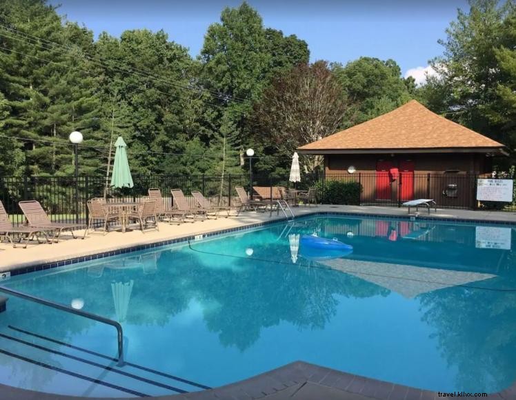 Apple Sally s G‑1 Condo – 2‑Bedroom Lake Cumberland Retreat in Apple Valley