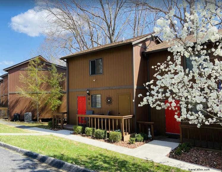 Apple Sally s G‑1 Condo – 2‑Bedroom Lake Cumberland Retreat in Apple Valley