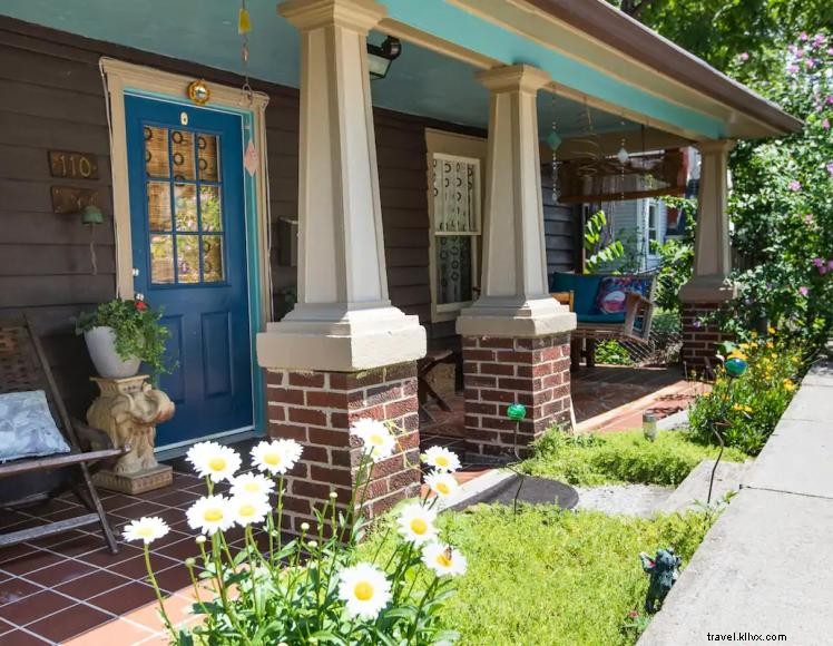 Berea Painter’s Cottage – Artistically Decorated Retreat Near Berea College