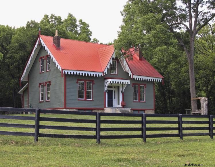 Blue Wing Landing Inn & Event Center: Historic Greek Revival Home on the Kentucky River