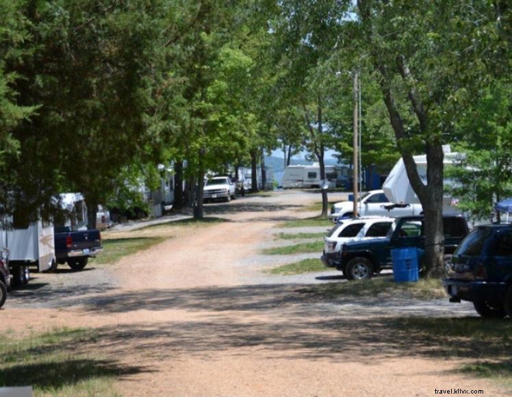 Bee Spring Campground & RV Park – Marina, Cabins, Campsites & On-Site Dining