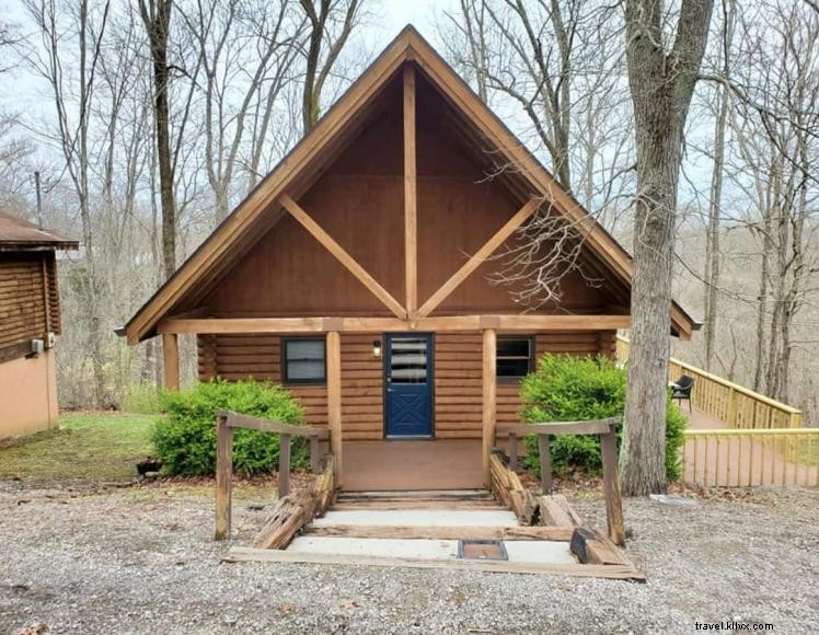 Bear s Den Lake Cabin Retreat