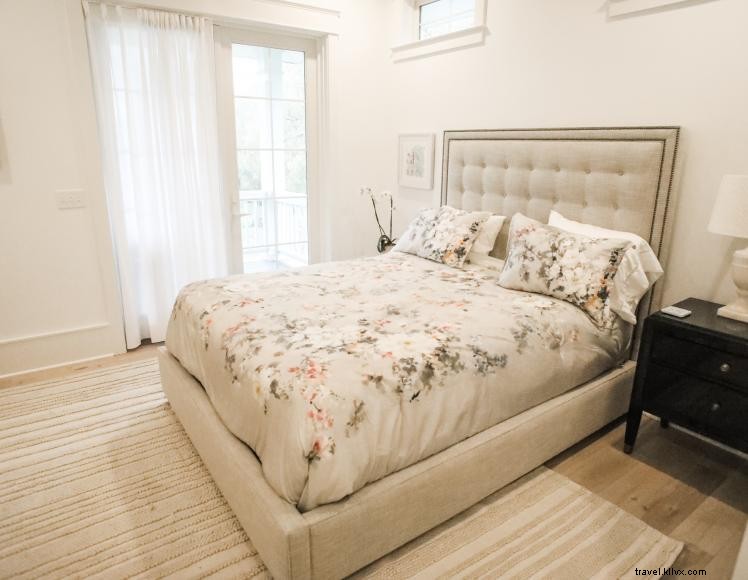 Bleubird s Nest: 3‑Story Home with Guest Rooms & Fitness Studio in Georgetown, KY