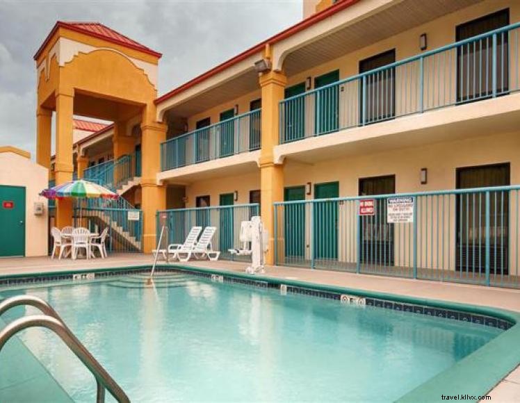 Baymont Inn & Suites – Franklin, KY • Modern Comfort & Convenient Access