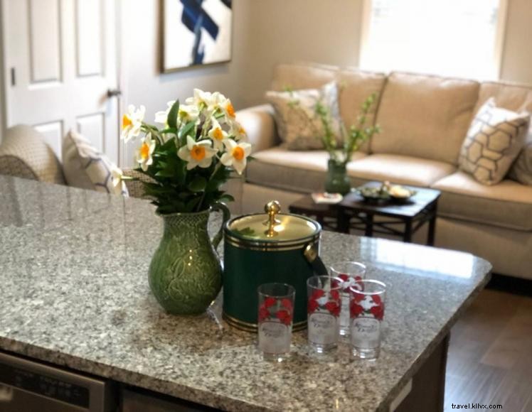 Bourbon & Branch – Cozy 2‑Bedroom Apartment Near Bardstown’s Historic Center