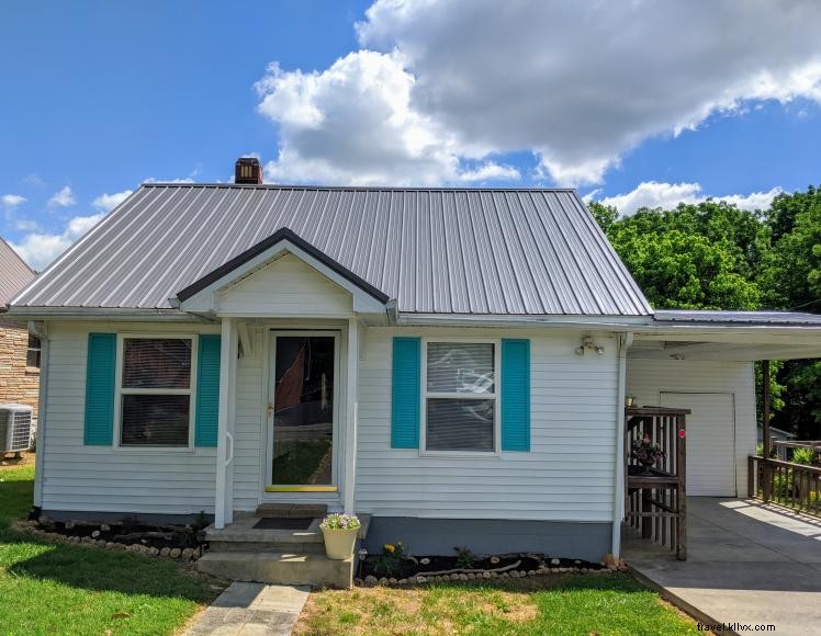 Cumberland Cottage: Cozy Lakeview Retreat in Jamestown, KY