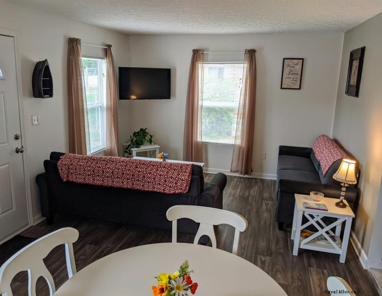 Cumberland Cottage: Cozy Lakeview Retreat in Jamestown, KY