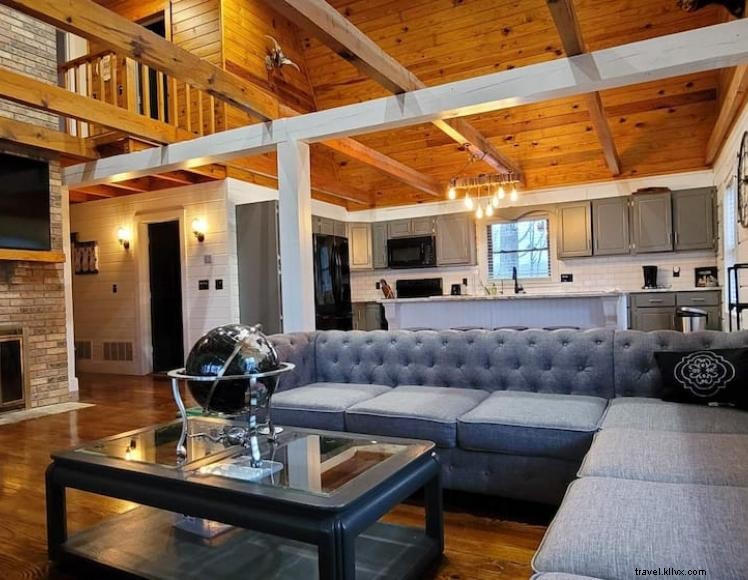 Captain s Point Cabin – Luxury 5-Bedroom Lake Cumberland Retreat