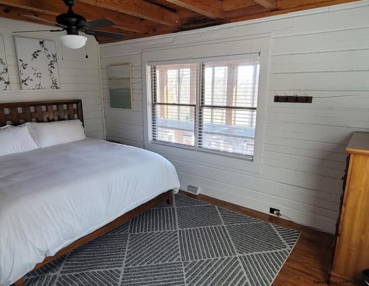 Captain s Point Cabin – Luxury 5-Bedroom Lake Cumberland Retreat