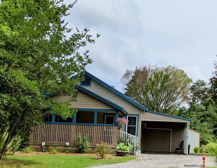 Cumberland Getaway – Your Cozy Home Base Near Jamestown Marina