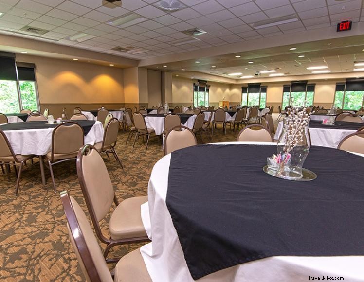 Carter Caves State Resort Park – Kentucky’s Premier Cave & Outdoor Destination