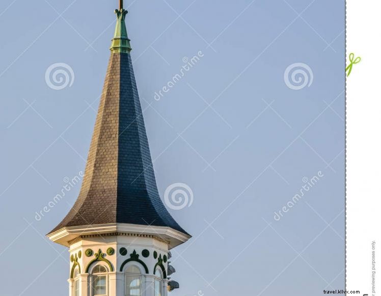 Captain’s Cabin Bed & Breakfast – Rustic Luxury & Culinary Experiences in Louisville, KY