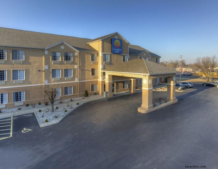 Comfort Inn & Suites – Premium Comfort & Modern Amenities in Henderson, KY