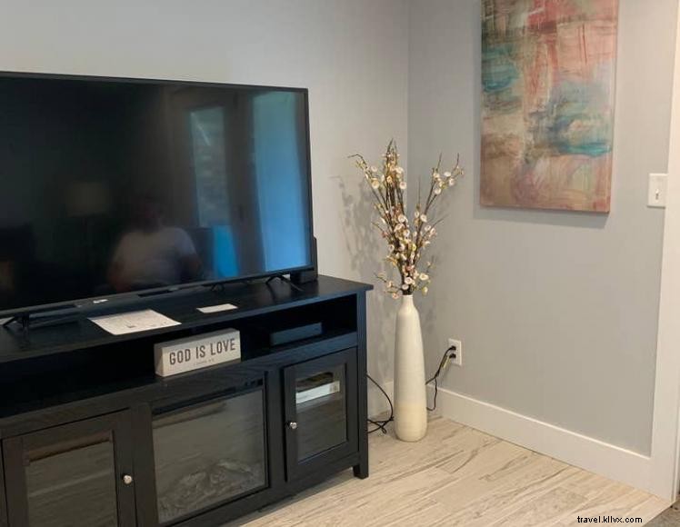 Cozy Apartment Retreat in Campbellsville – Minutes from Campus