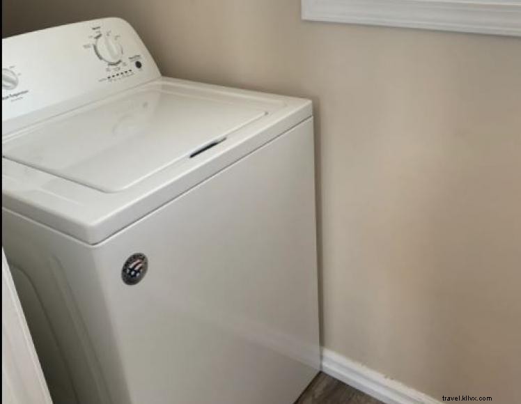 Cozy Apartment Retreat in Campbellsville – Minutes from Campus