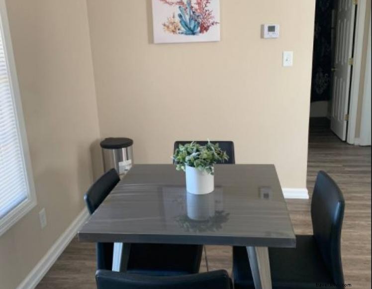 Cozy Apartment Retreat in Campbellsville – Minutes from Campus