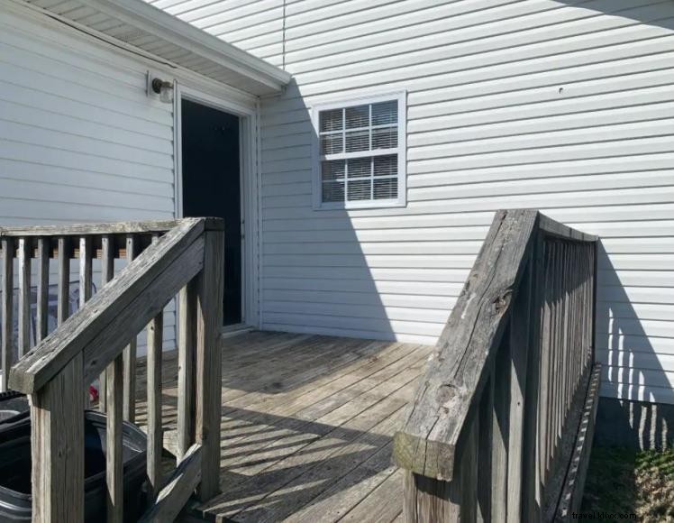 Cozy Apartment Retreat in Campbellsville – Minutes from Campus