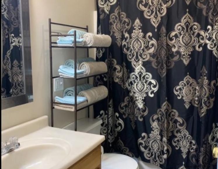 Cozy Apartment Retreat in Campbellsville – Minutes from Campus