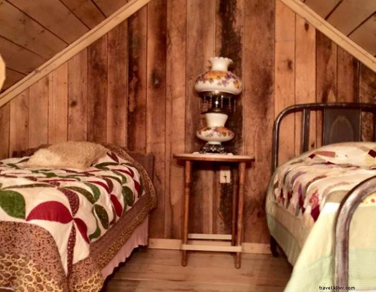Rustic Cabin Retreat in McKee, KY – Your Escape into the Daniel Boone Forest