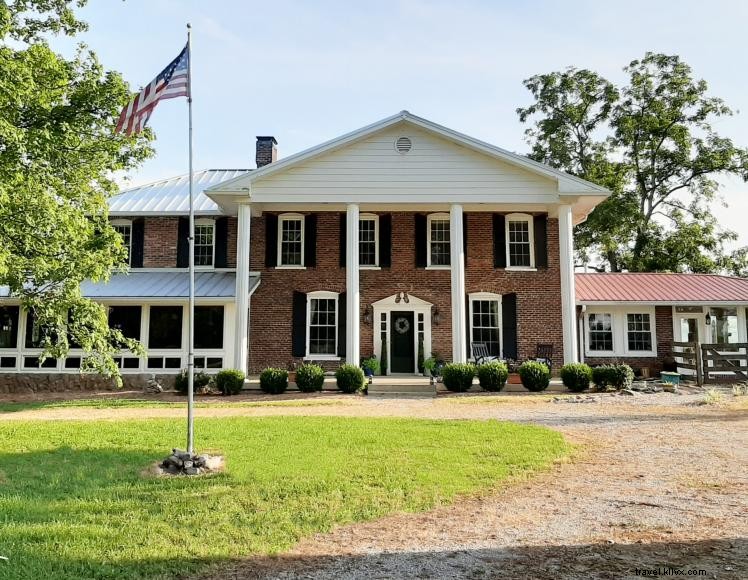 Cerulean Farm Bed & Breakfast – Historic Horse Farm on Kentucky Bourbon Trail