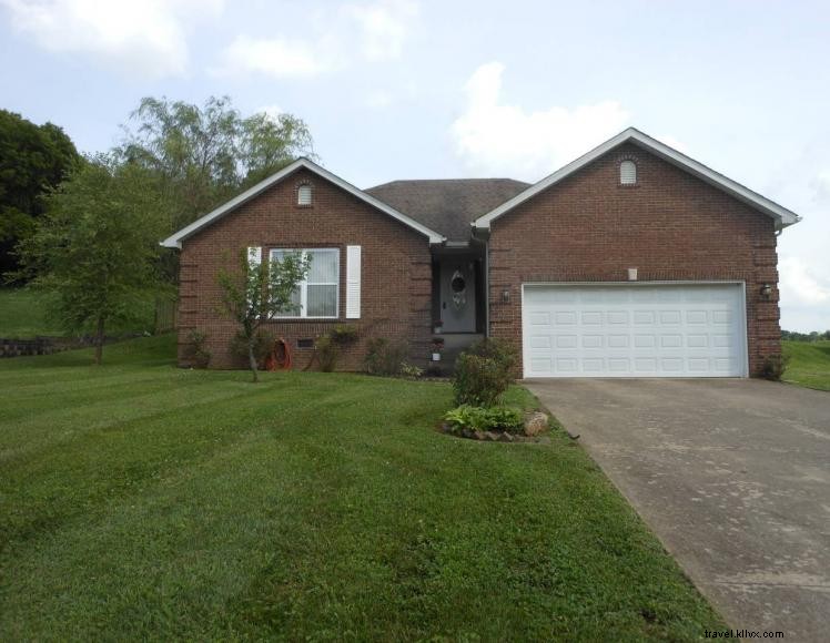 Charming 3‑Bedroom Home Near Bardstown Historic Downtown