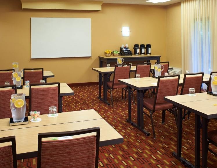 Courtyard Lexington North – Modern Comfort Near I‑75, I‑64, and Lexington’s Premier Attractions