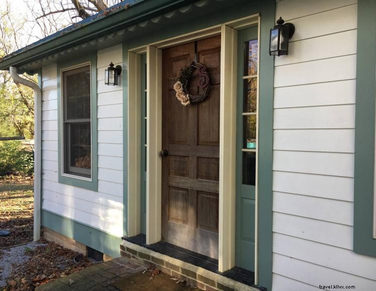 Cozy Cottage Retreat in Winchester, KY – 500 sq ft of Comfort