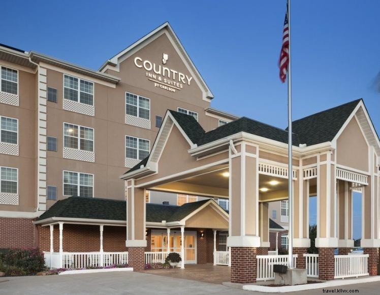 Country Inn & Suites by Radisson – Bowling Green, KY