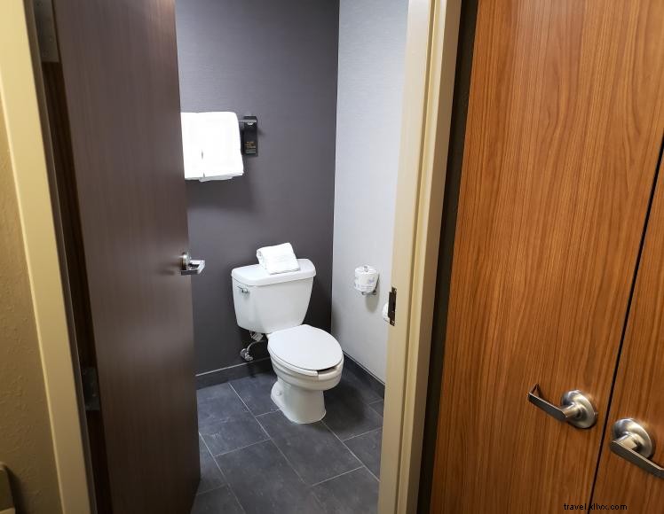 Courtyard by Marriott Cincinnati Airport – Trusted Comfort Near CVG