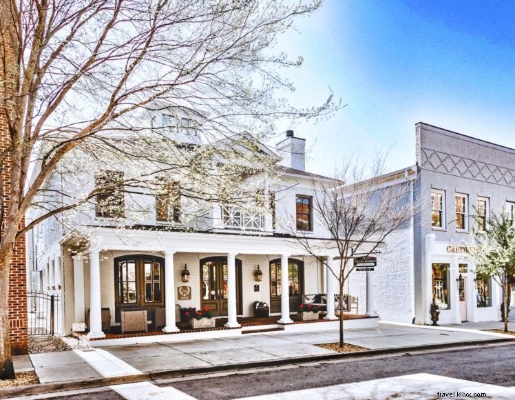 Château Bourbon Bed & Breakfast – Upscale Southern Hospitality in Louisville