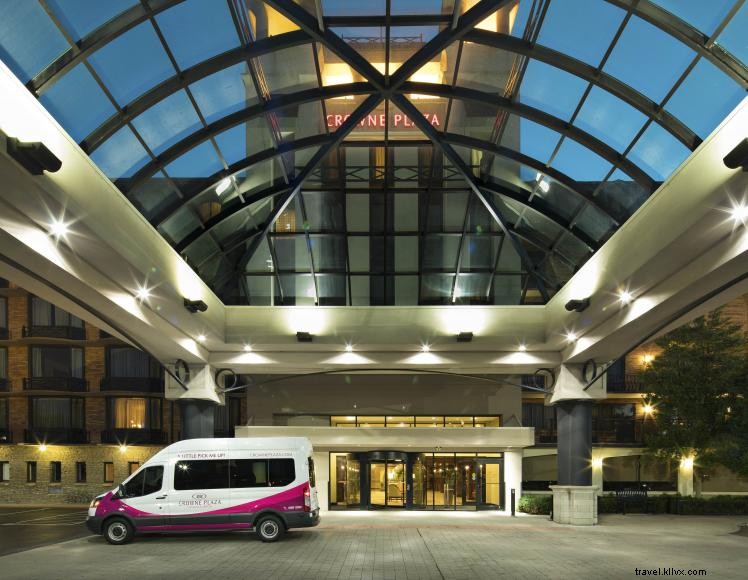 Crowne Plaza Louisville Airport – Premium Comfort & Convenient Access