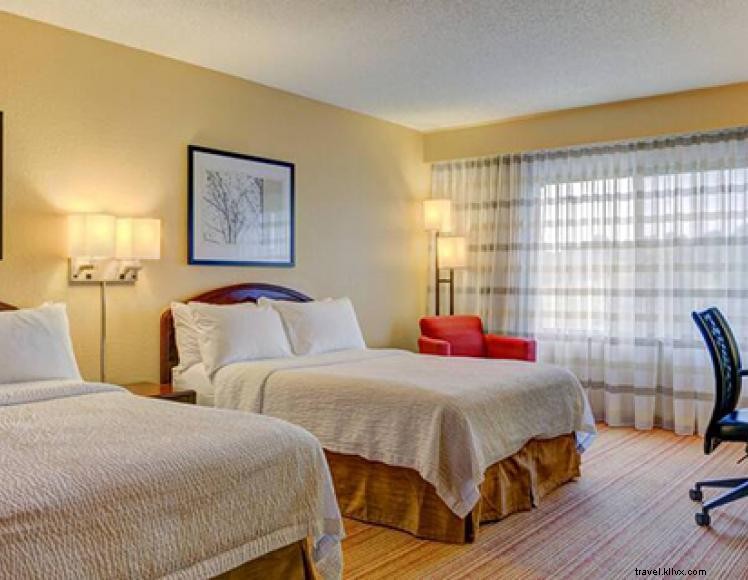 Courtyard by Marriott Paducah – Modern Comfort & Business Essentials