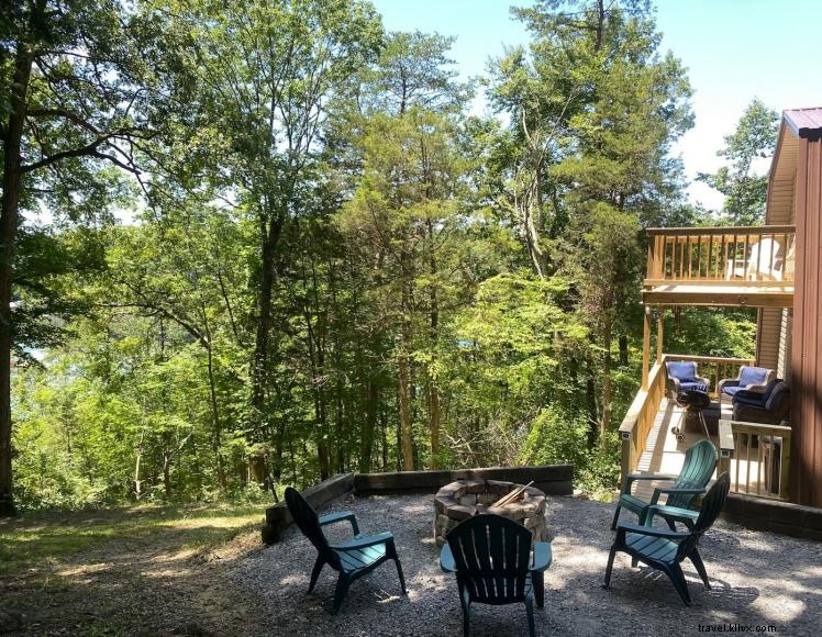 Cumberland Lodge – Premium Lake Cumberland Cabin Retreat in Jamestown, KY